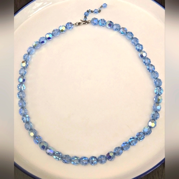 Vintage Vendome Periwinkle AB Aurora Borealis Faceted Beaded Necklace - Picture 4 of 8
